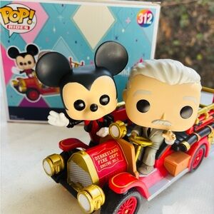 Disney Park Exclusive Funko Pop! Walt Disney & Mickey In Fire Engine #312